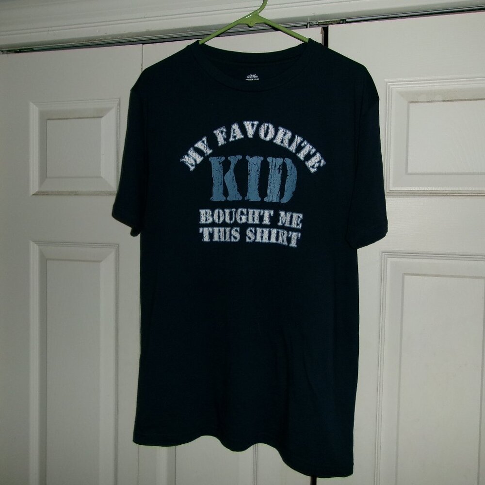 Funny Celebrate Fathers Day Gift Fathers Day Shirt Men's Size L "NWOT"